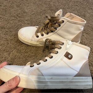 Taos Footwear Cream and Tan High-Top Sneakers